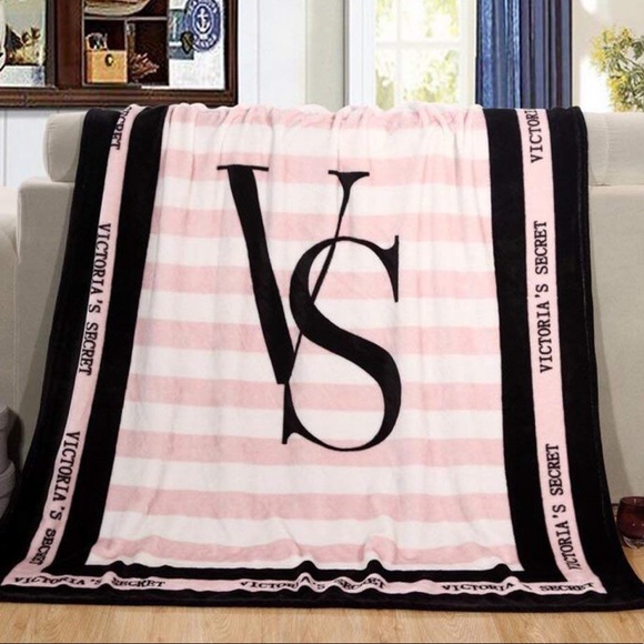 Victoria's Secret Other - Victoria Secret Signature Pink Black Blanket Throw